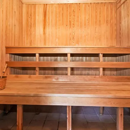 בית נופש Med Flot Sauna I Vrist Sj136